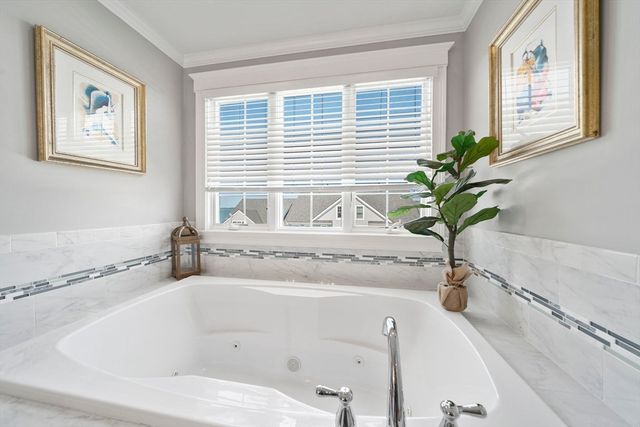 60 Robbins Road 25, Plymouth, MA 02360