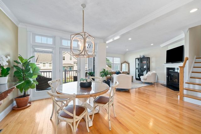 60 Robbins Road 25, Plymouth, MA 02360