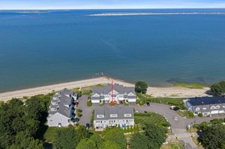 60 Robbins Road 25, Plymouth, MA 02360
