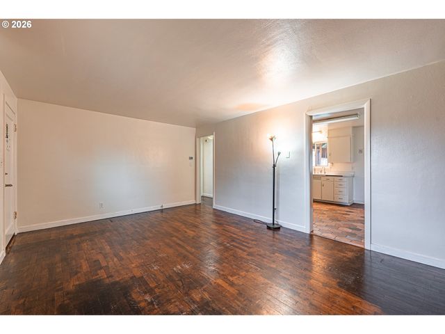 630 GILBERT St, Eugene, OR 97402