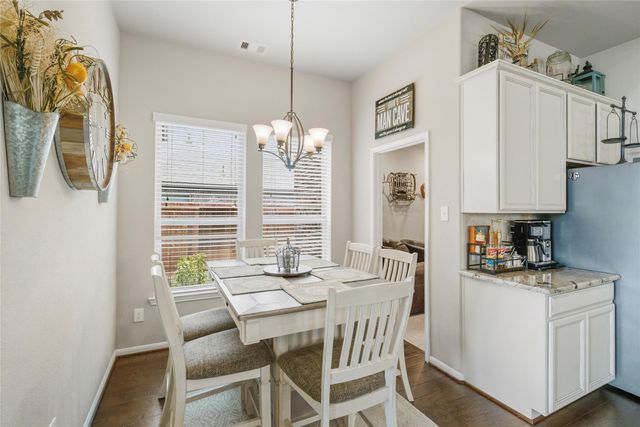 2126 Cinnamon Teal Circle, Brookshire, TX 77423