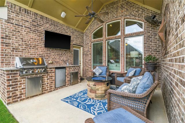 2126 Cinnamon Teal Circle, Brookshire, TX 77423