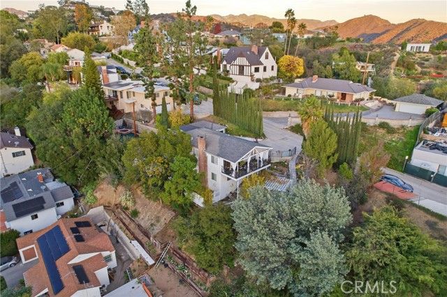 760 Luton, Glendale, CA 91206