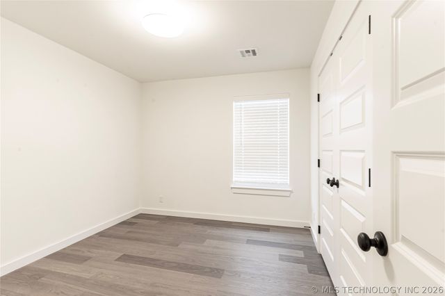 10887 S 271st East Avenue, Coweta, OK 74429