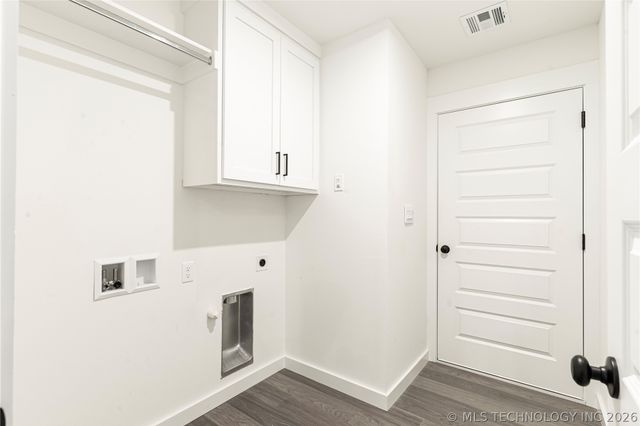 10887 S 271st East Avenue, Coweta, OK 74429