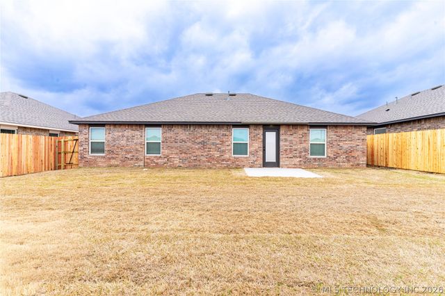 10887 S 271st East Avenue, Coweta, OK 74429