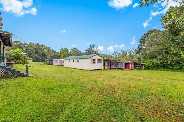 198 Broadway Road, Mocksville, NC 27028
