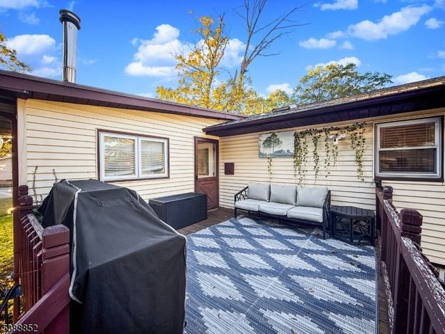 214 Durban Ave, Hopatcong Boro, NJ 07843