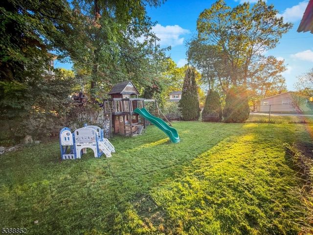 214 Durban Ave, Hopatcong Boro, NJ 07843