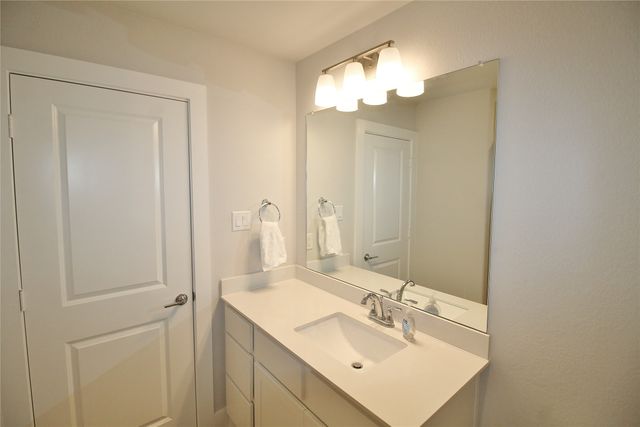 218 Mockingbird Drive, Waxahachie, TX 75165