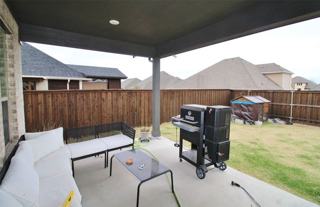 218 Mockingbird Drive, Waxahachie, TX 75165