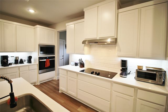 218 Mockingbird Drive, Waxahachie, TX 75165