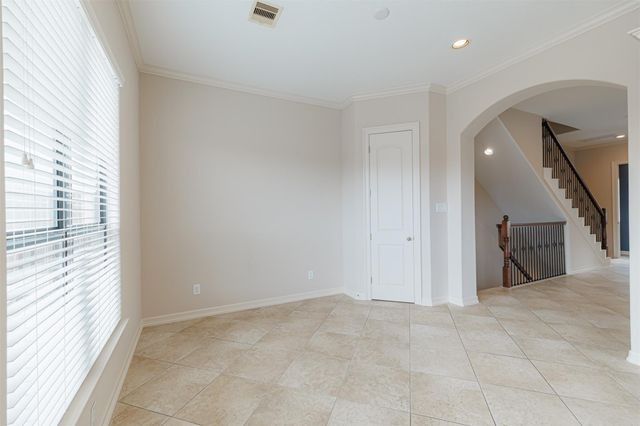 11207 Tramonto Drive, Houston, TX 77042