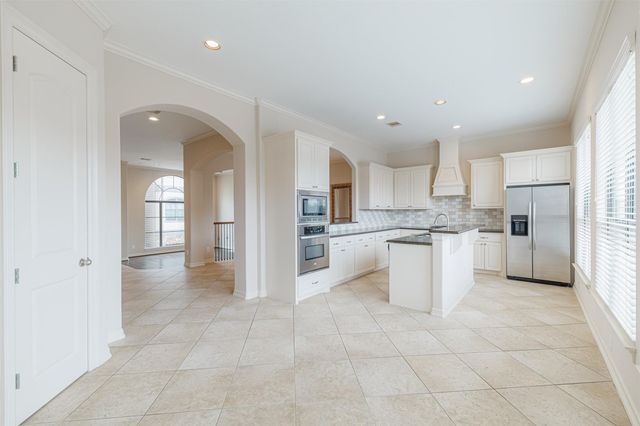 11207 Tramonto Drive, Houston, TX 77042