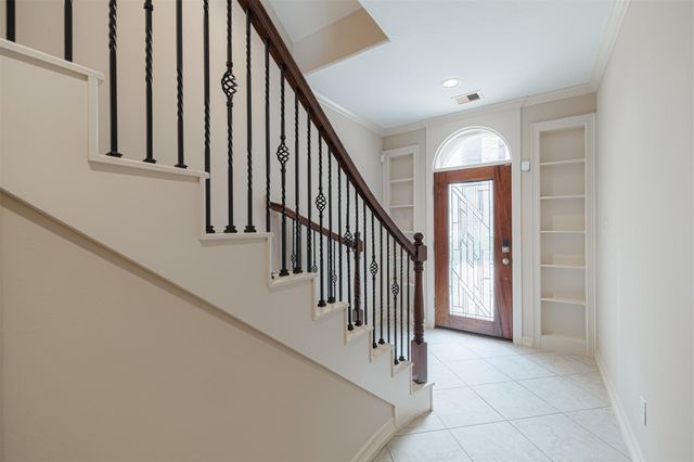 11207 Tramonto Drive, Houston, TX 77042