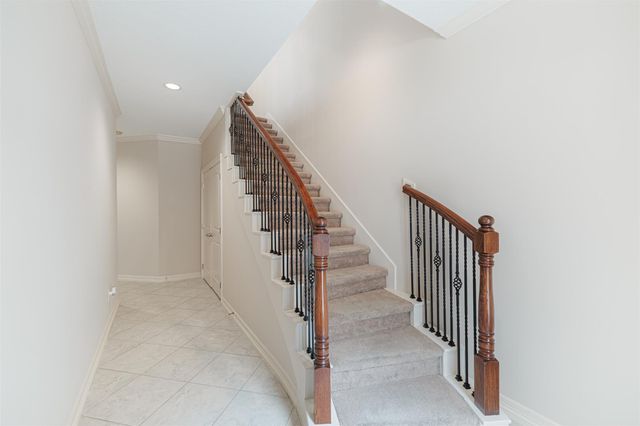 11207 Tramonto Drive, Houston, TX 77042