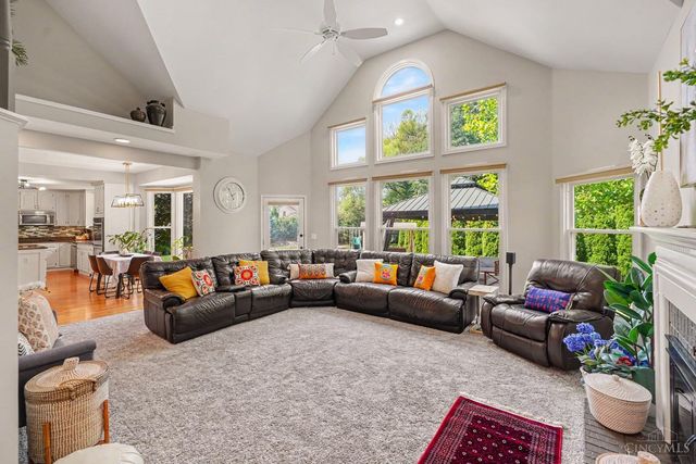 8909 Timberchase Court, West Chester, OH 45069