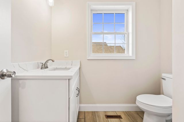 293 Queen Street, Boscawen, NH 03303