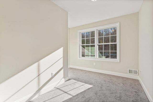 293 Queen Street, Boscawen, NH 03303