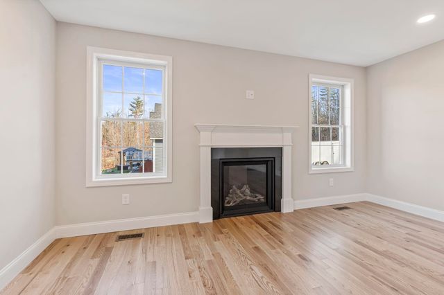 293 Queen Street, Boscawen, NH 03303