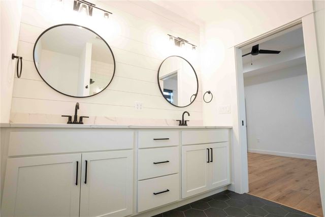 625 Williams Drive, Marion, IA 52302