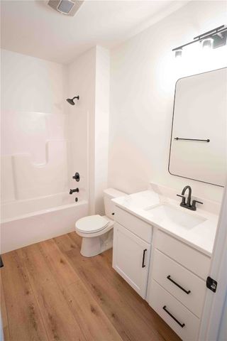 625 Williams Drive, Marion, IA 52302