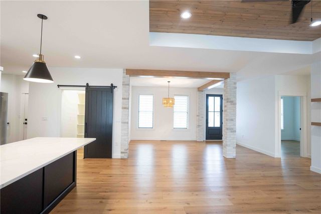 625 Williams Drive, Marion, IA 52302