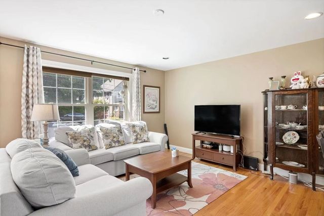 83 Orient 83, Arlington, MA 02474