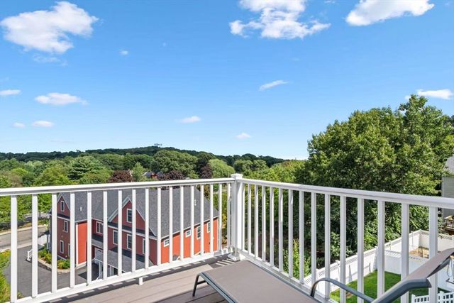 83 Orient 83, Arlington, MA 02474