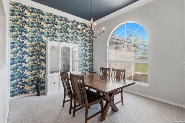 105 Old Campbell Rd, Seguin, TX 78155