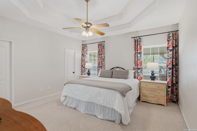 105 Old Campbell Rd, Seguin, TX 78155