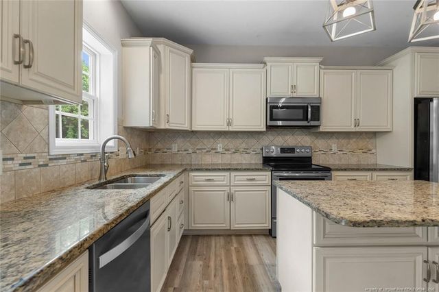 4041 Lifestyle Road, Fayetteville, NC 28312