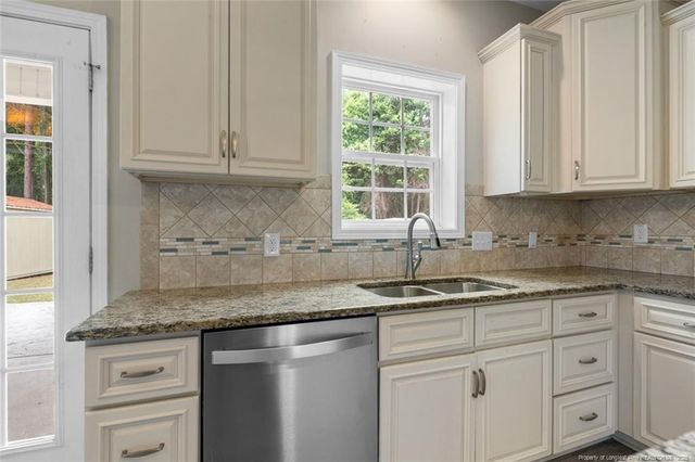 4041 Lifestyle Road, Fayetteville, NC 28312