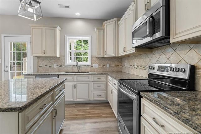 4041 Lifestyle Road, Fayetteville, NC 28312