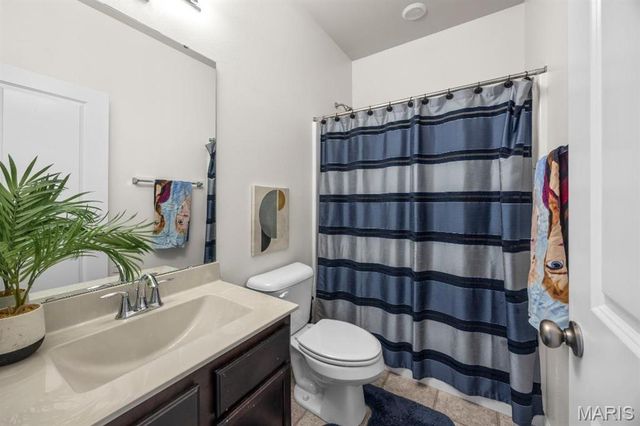 5602 Coneflower Court, Wood River, IL 62095