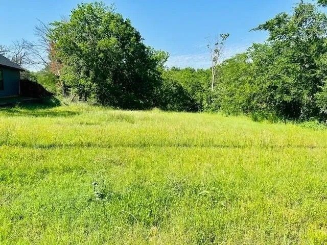 129 E Johnson Street, Denison, TX 75021