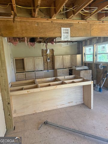 466 West Avenue, Jackson, GA 30233