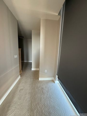 610 E Market St Unit 2619, San Antonio, TX 78205