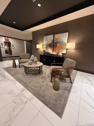 610 E Market St Unit 2619, San Antonio, TX 78205