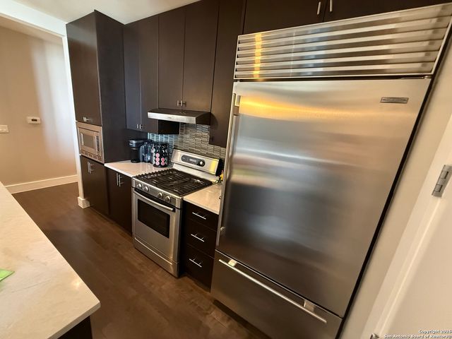 610 E Market St Unit 2619, San Antonio, TX 78205