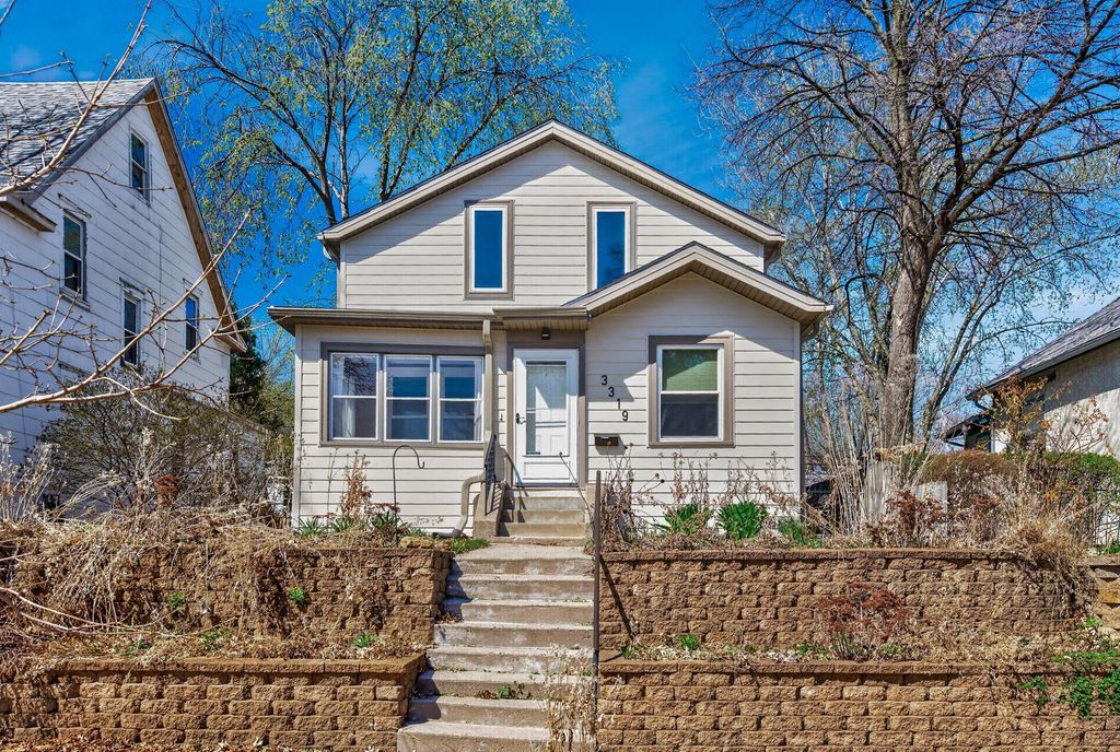 3319 Russell Avenue N, Minneapolis, MN 55412