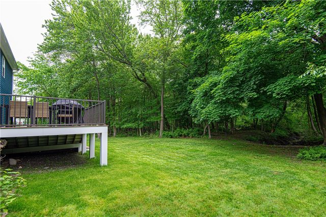 34 Washington Road, Barrington, RI 02806