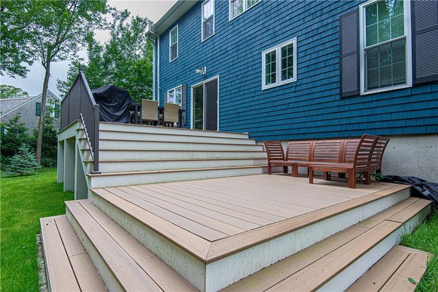 34 Washington Road, Barrington, RI 02806