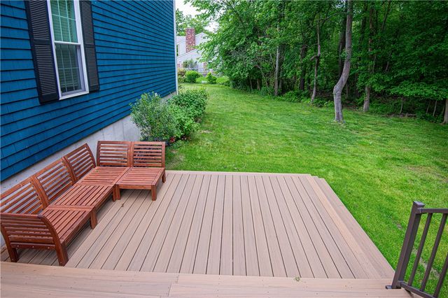 34 Washington Road, Barrington, RI 02806