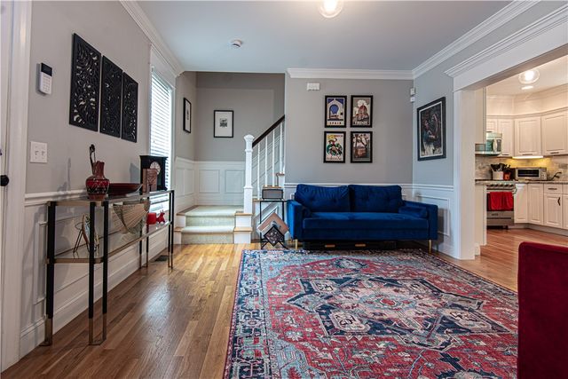 34 Washington Road, Barrington, RI 02806
