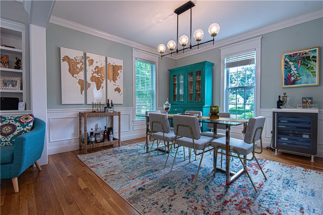 34 Washington Road, Barrington, RI 02806