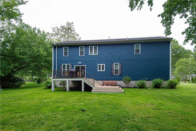 34 Washington Road, Barrington, RI 02806