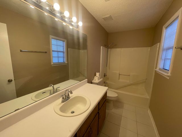 421 Juniper Drive, Crestview, FL 32536