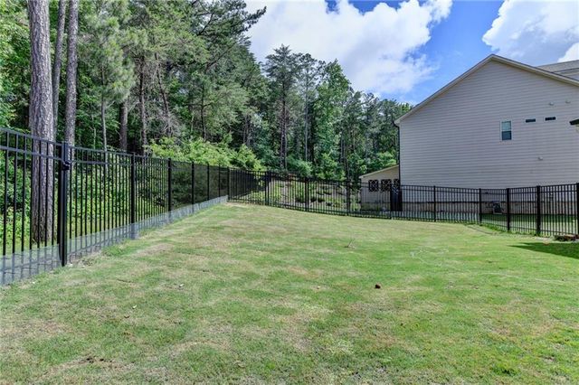 1986 Holman Forest Drive, Hoschton, GA 30548