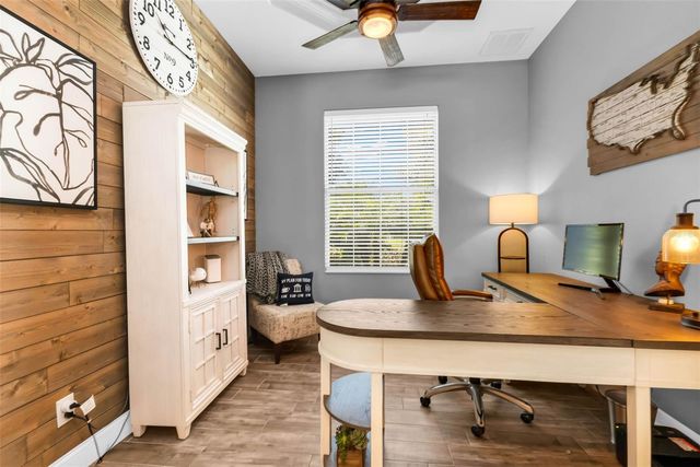 11899 SW DARCY DRIVE, Lake Suzy, FL 34269